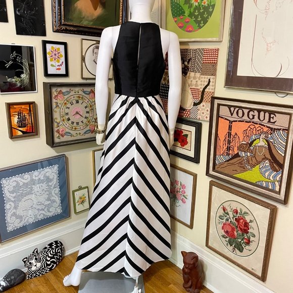Alfred Sung Black and White Sleeveless Chevron Striped Fit and Flare Maxi Dress - Picture 3 of 7